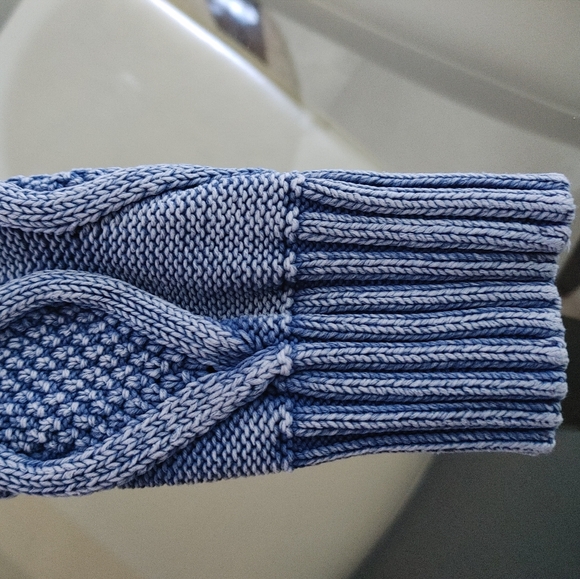 Lucky Brand Cable Stitch V Neck Pullover - Dark Denim Acid Wash - XS - Picture 8 of 9